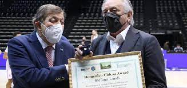 Reggio Emilia - Stefano Landi premiato dal Panathlon