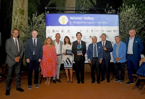 Premio Fair Play alla Nazionale di Calcio Giapponese - PI Club Rapallo Tigullio Occidentale