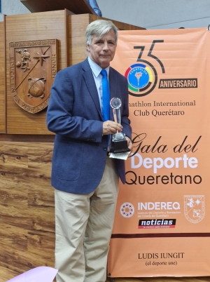 Panathlon International Club Querétaro - Santiago 2023 recibe premio "Ludis lungit": El deporte Une